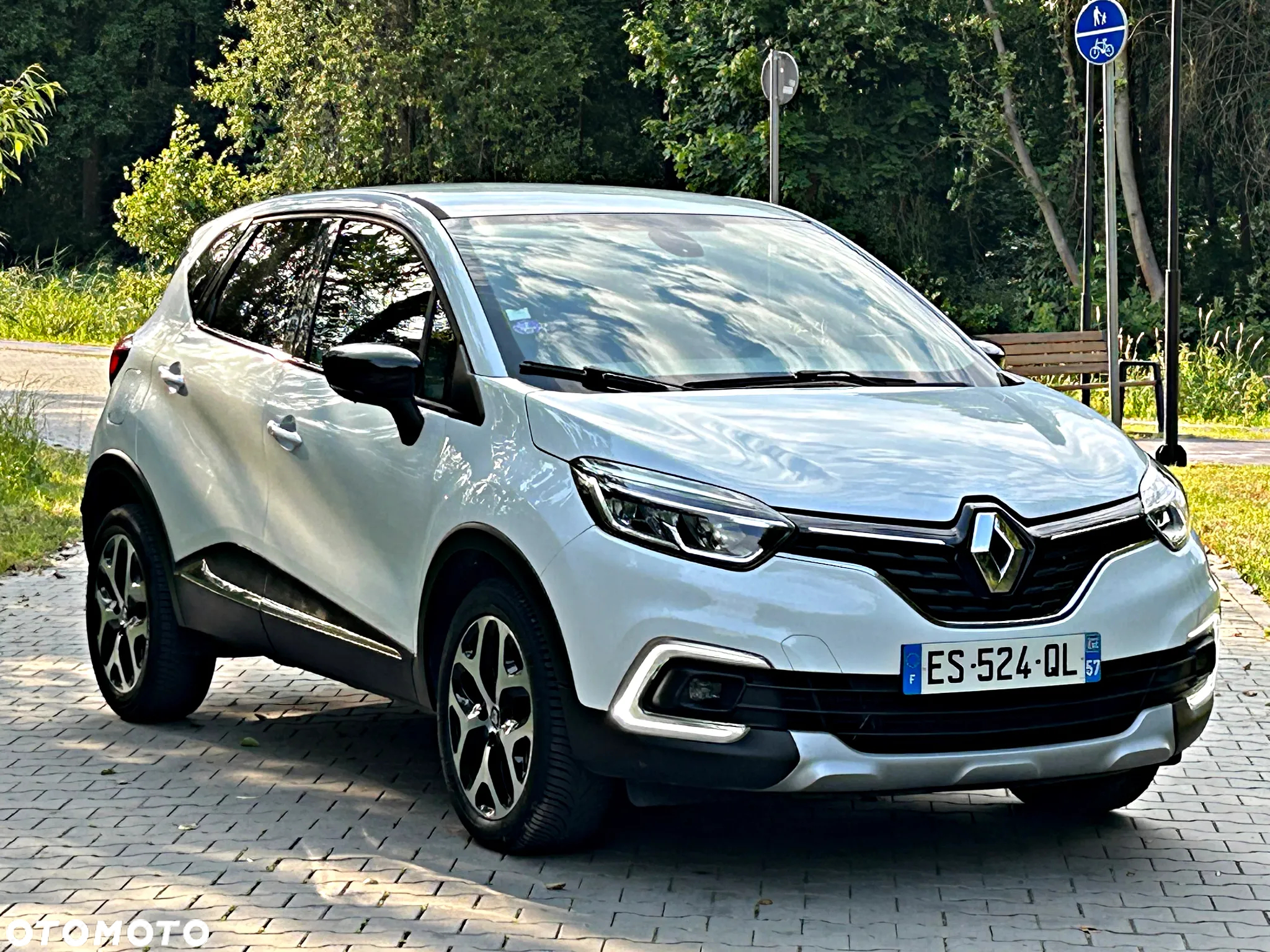 Renault Captur ENERGY TCe 120 Initiale Paris - 4