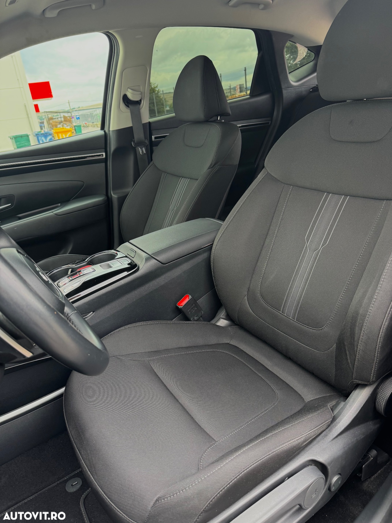 Hyundai Tucson 1.6 T-GDi HEV 2WD Advantage - 34