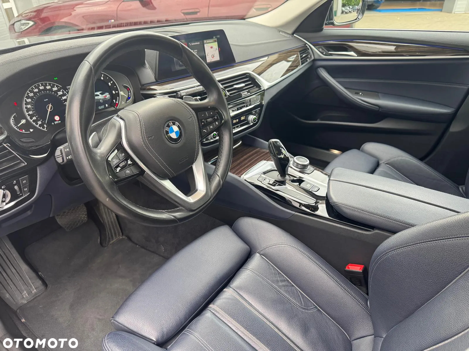 BMW Seria 5 540i xDrive Luxury Line - 7