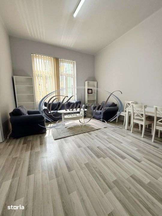 Apartament spatios, renovat, in centrul istoric — fotografia 3