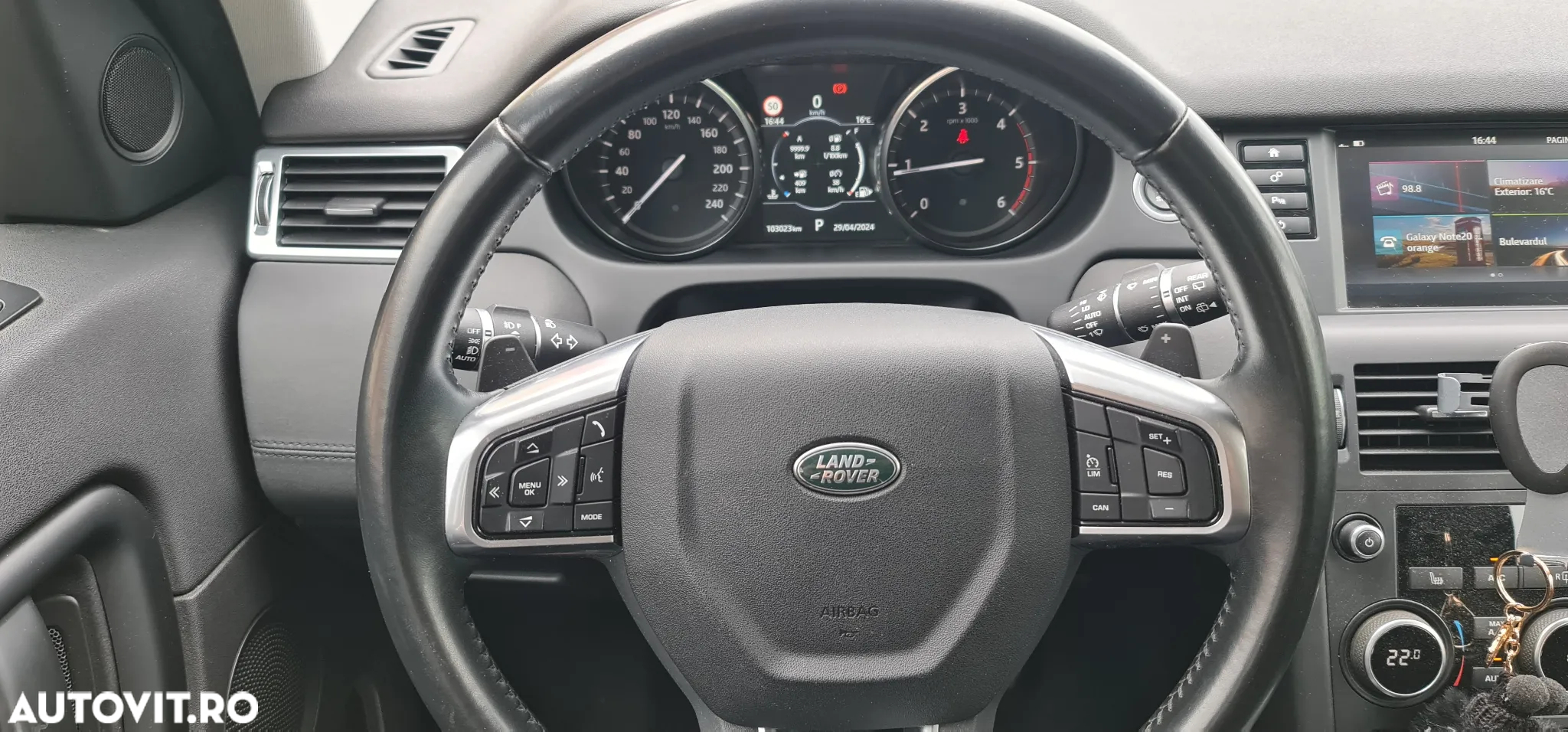 Land Rover Discovery Sport - 7