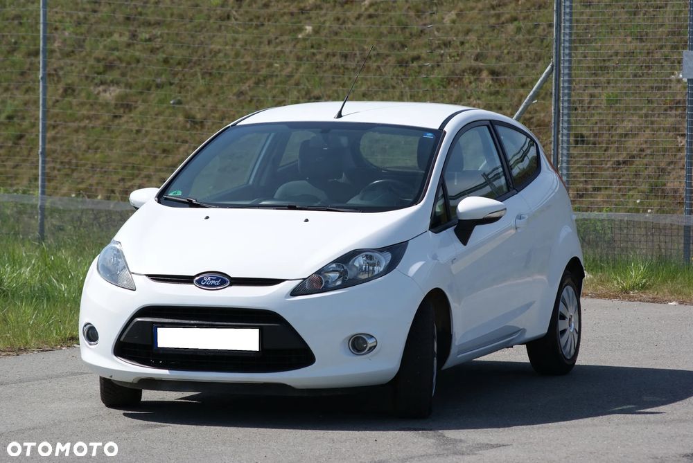Ford Fiesta 1.25 Champions Edition - 12