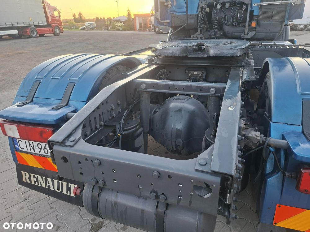 Renault Premium - 11