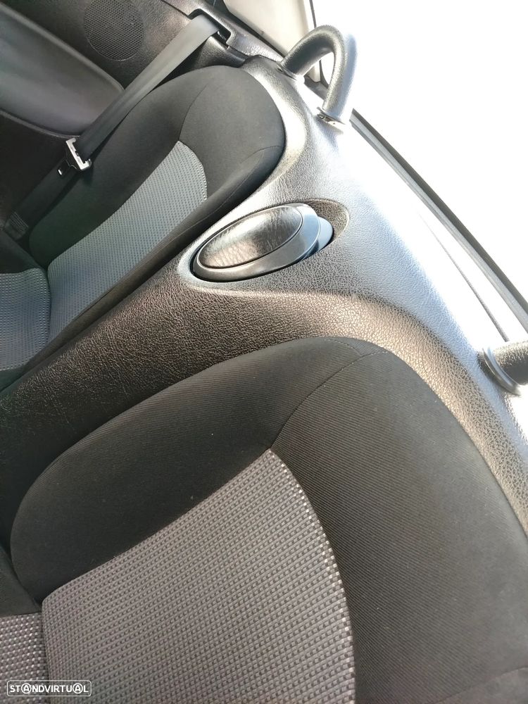 Peugeot 206 CC 1.6 - 7