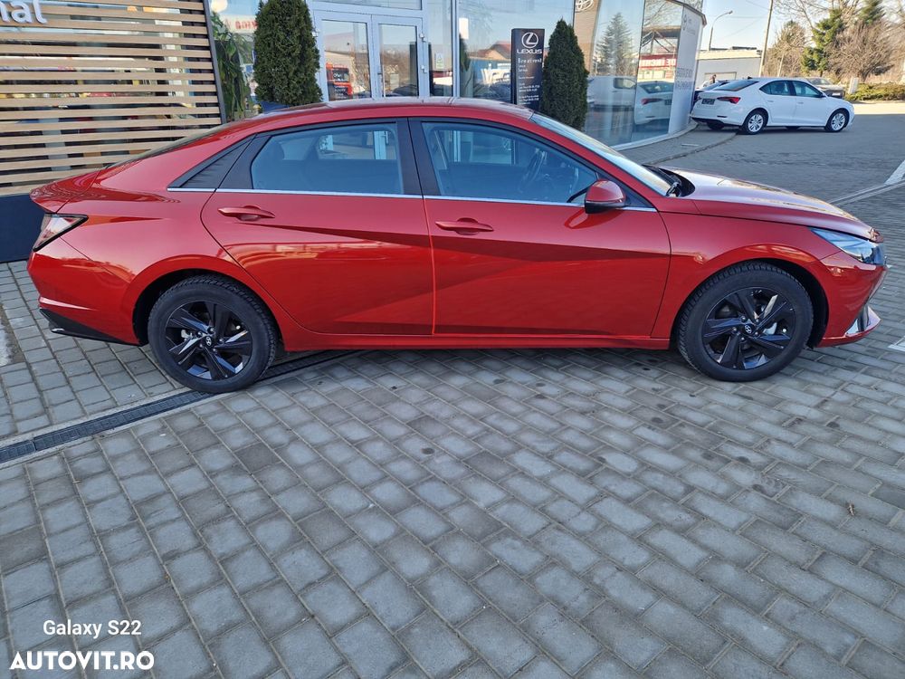 Hyundai Elantra 1.6 l 123 CP 6MT Comfort - 9