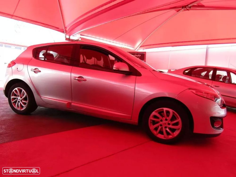 Renault Mégane 1.5 dCi Confort SS — photo 2