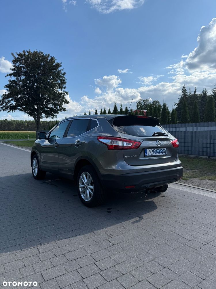 Nissan Qashqai 1.6 dCi 4 x 4 DPF tekna - 6