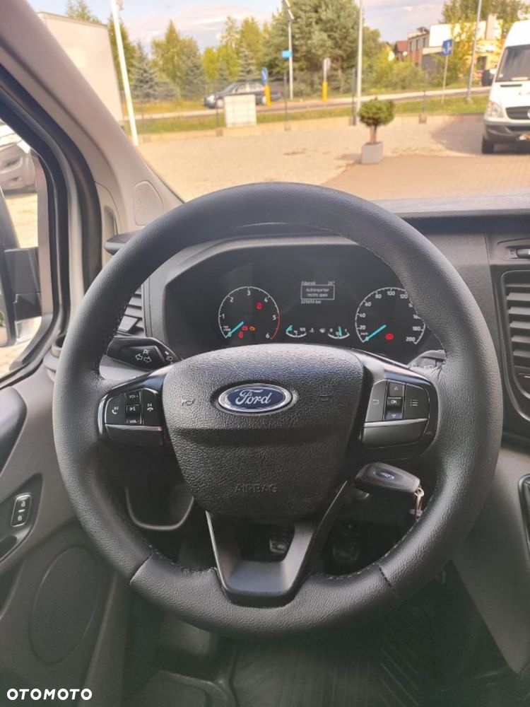 Ford Transit - 20