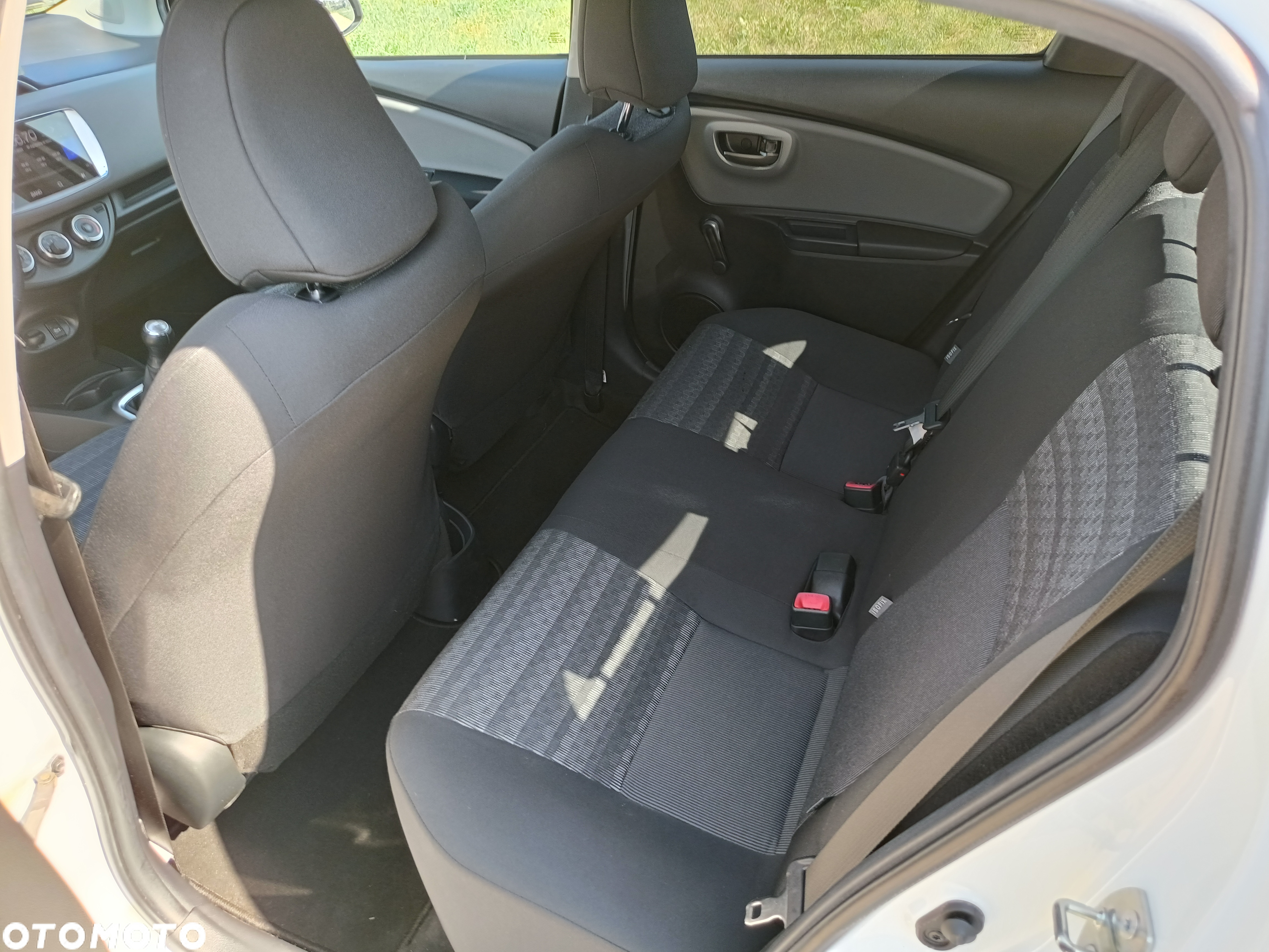Toyota Yaris 1.0 Active - 11