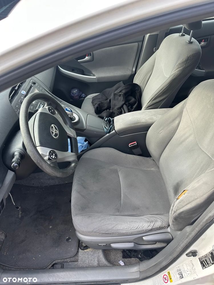 Toyota Prius 1.8 HSD Luna - 6