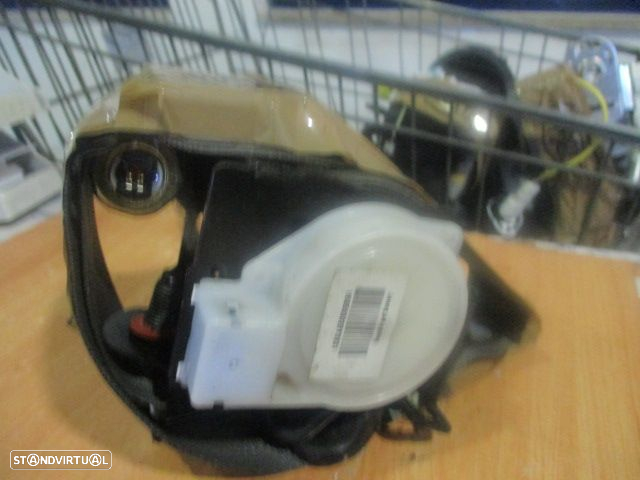 Pre-Tensor 888102F001 KIA CERATO 2005 FE - 3