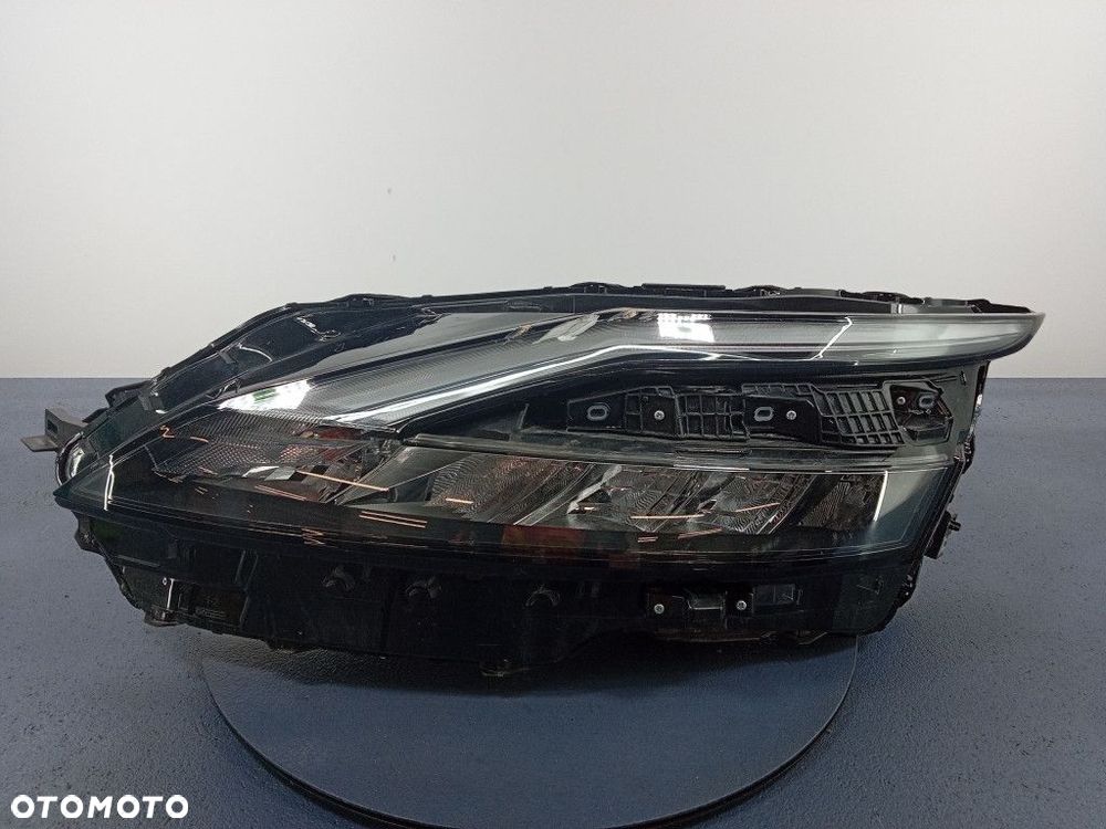 QASHQAI III J12 REFLEKTOR LEWY FULL LED 100-8D02G - 1