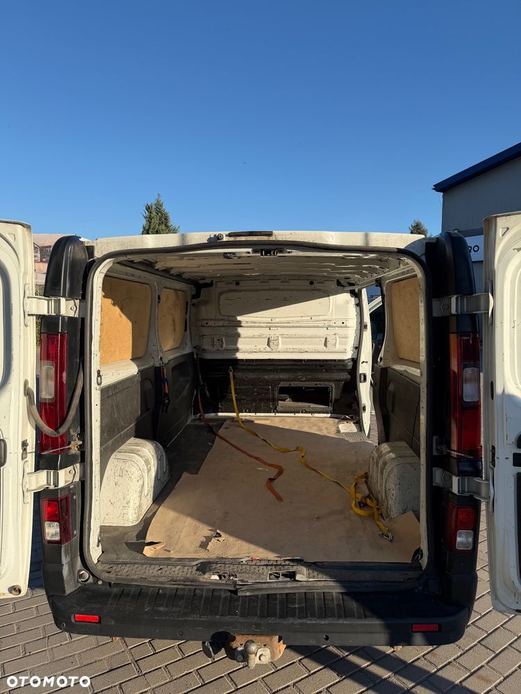 Renault Trafic - 19