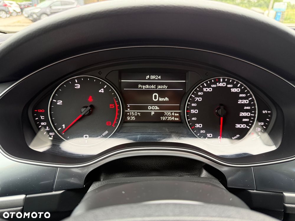 Audi A6 Avant 2.0 TDI Ultra DPF S tronic - 25