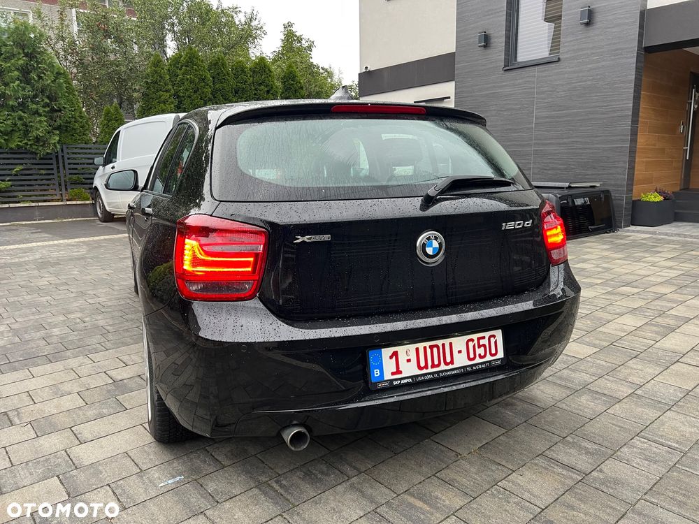 BMW Seria 1 120d xDrive - 4
