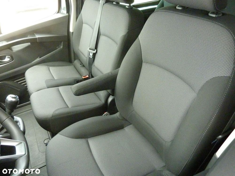 Renault Trafic - 12
