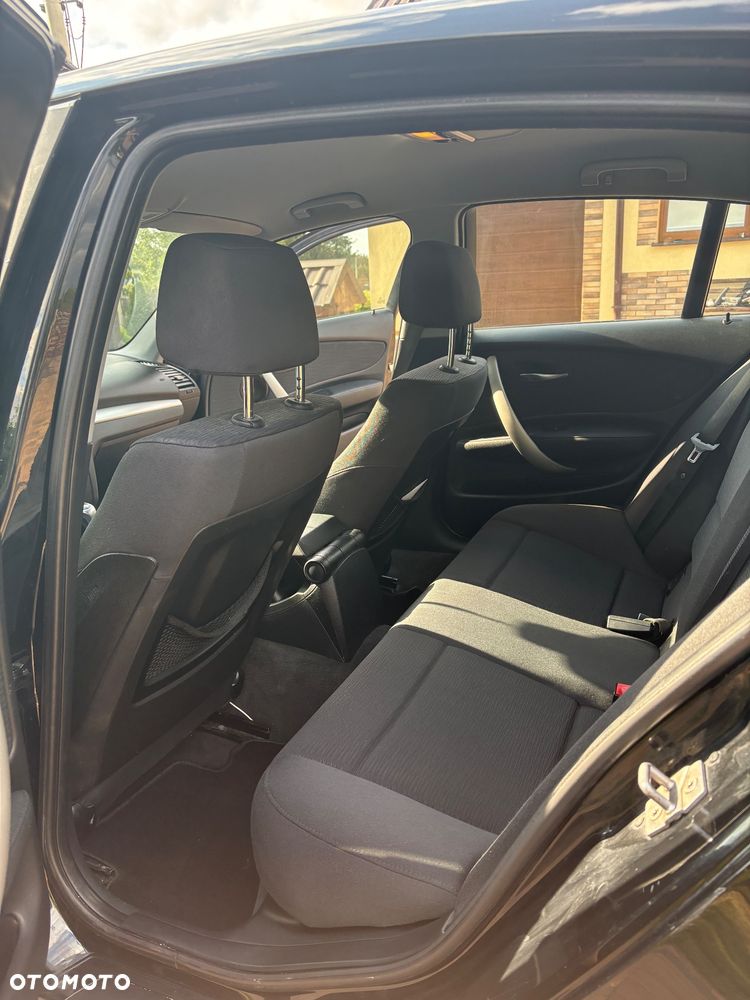 BMW Seria 1 118d - 8