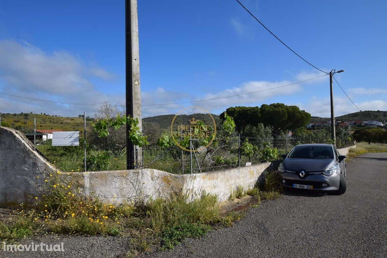 Monte  tipico alentejano T3 situada a 15 minutos de Almodovar e a 5 mi - Grande imagem: 3/23