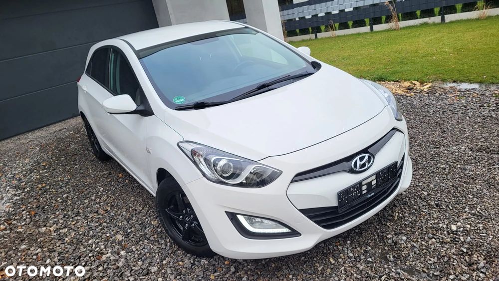Hyundai i30 1.4 Fifa World Cup Edition - 15