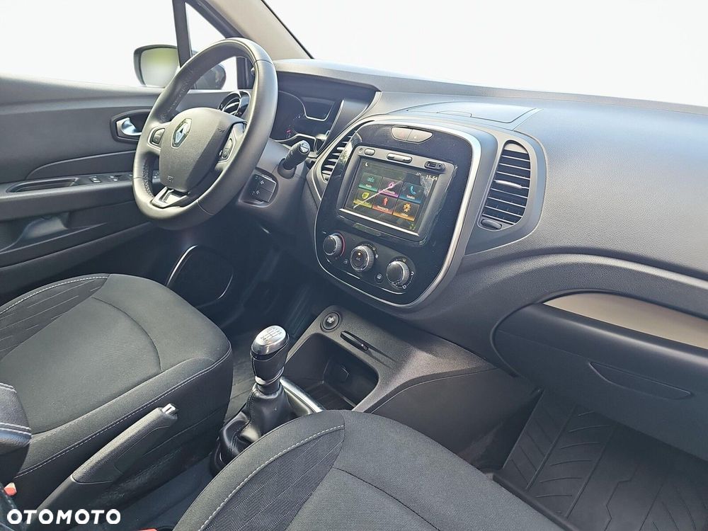 Renault Captur - 29