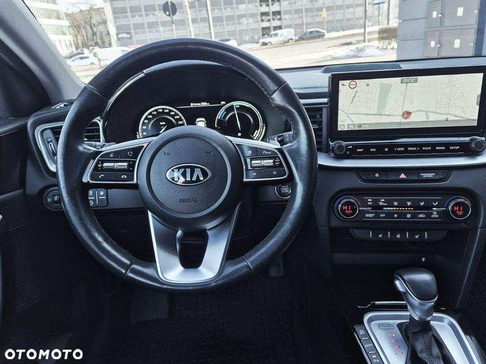 Kia Ceed 1.6 GDI PHEV L Business Line DCT - 33