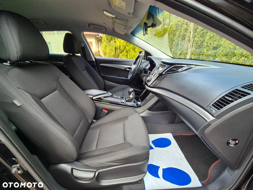 Hyundai i40 Kombi blue 1.7 CRDi Trend - 38