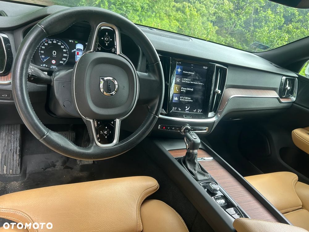 Volvo V60 D4 AWD Momentum Pro - 15