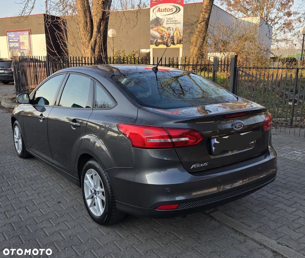Ford Focus 1.6 Titanium - 3