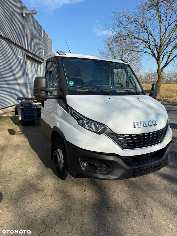 Iveco DAILY 72-180 HI-MATIC Rama do zabudowy 72-180 72C 70C 65C 50C 35C lampy LED - 2