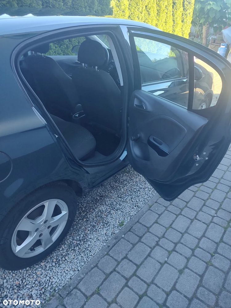 Opel Corsa - 12