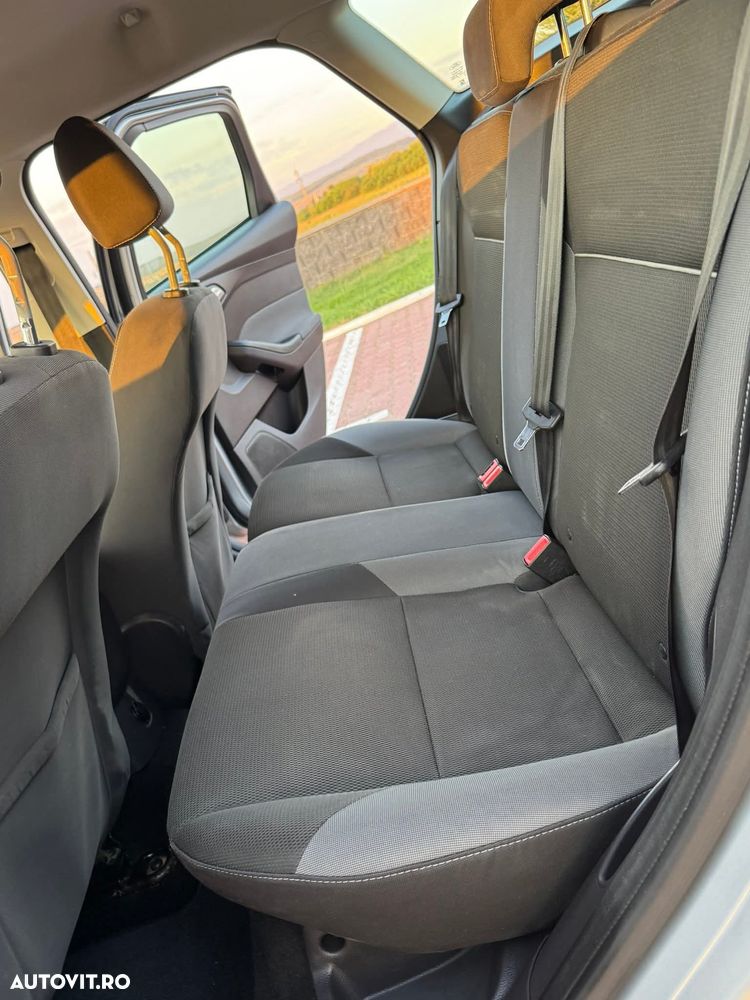 Ford Focus - 14