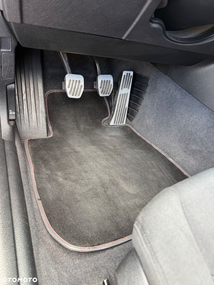 BMW Seria 1 116i - 8