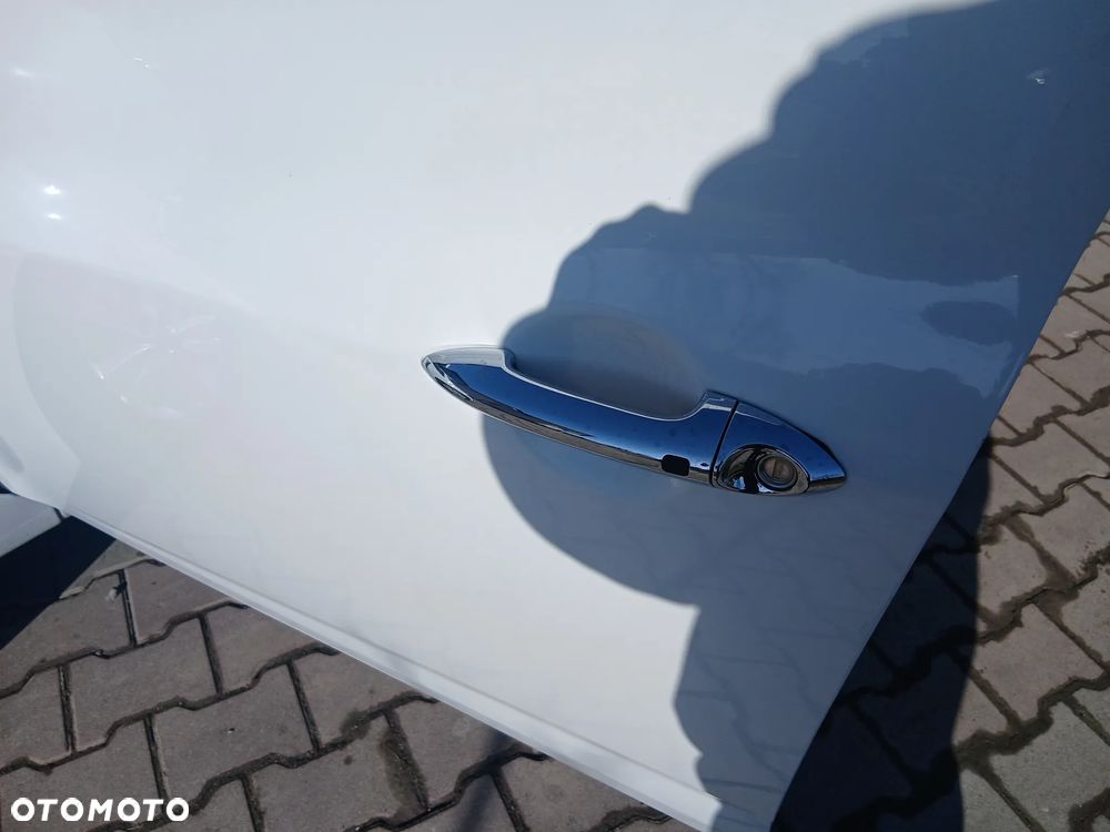 Hyundai ix20 1.6 CRDi blue YES Gold - 16