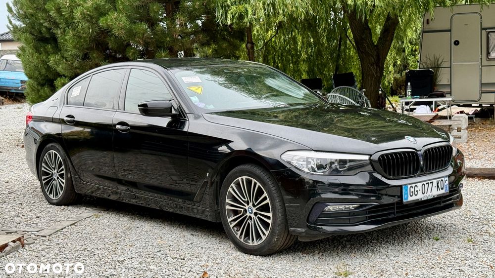 BMW Seria 5 530e iPerformance Luxury Line - 1