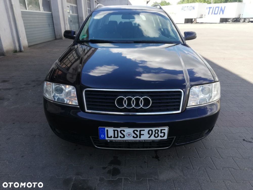 Audi A6 Avant 2.4 - 5
