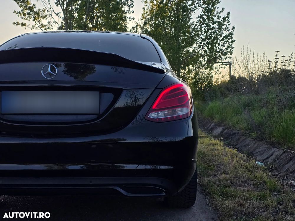 Mercedes-Benz C - 2