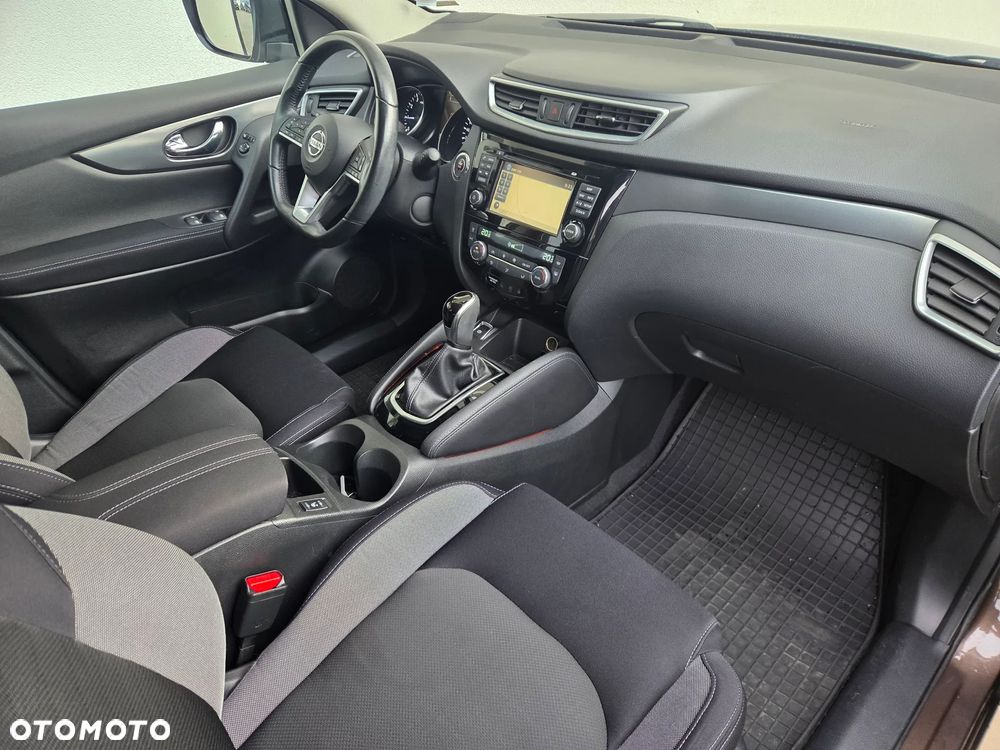 Nissan Qashqai - 10