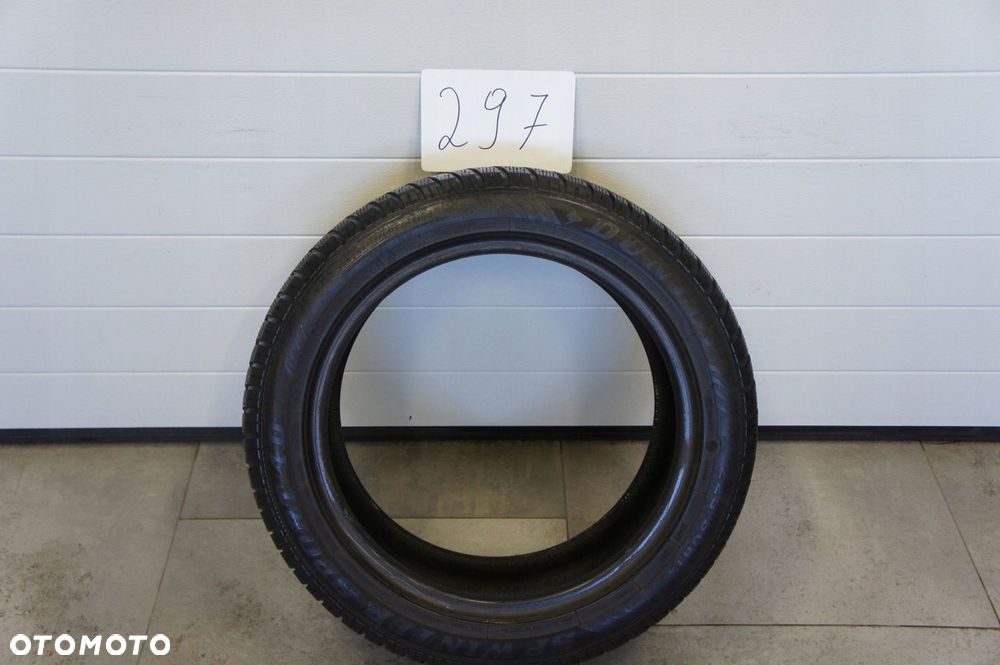 NR 297 Opona Zimowa 225/50/17 Dunlop bieżnik ok.4,21mm - 1