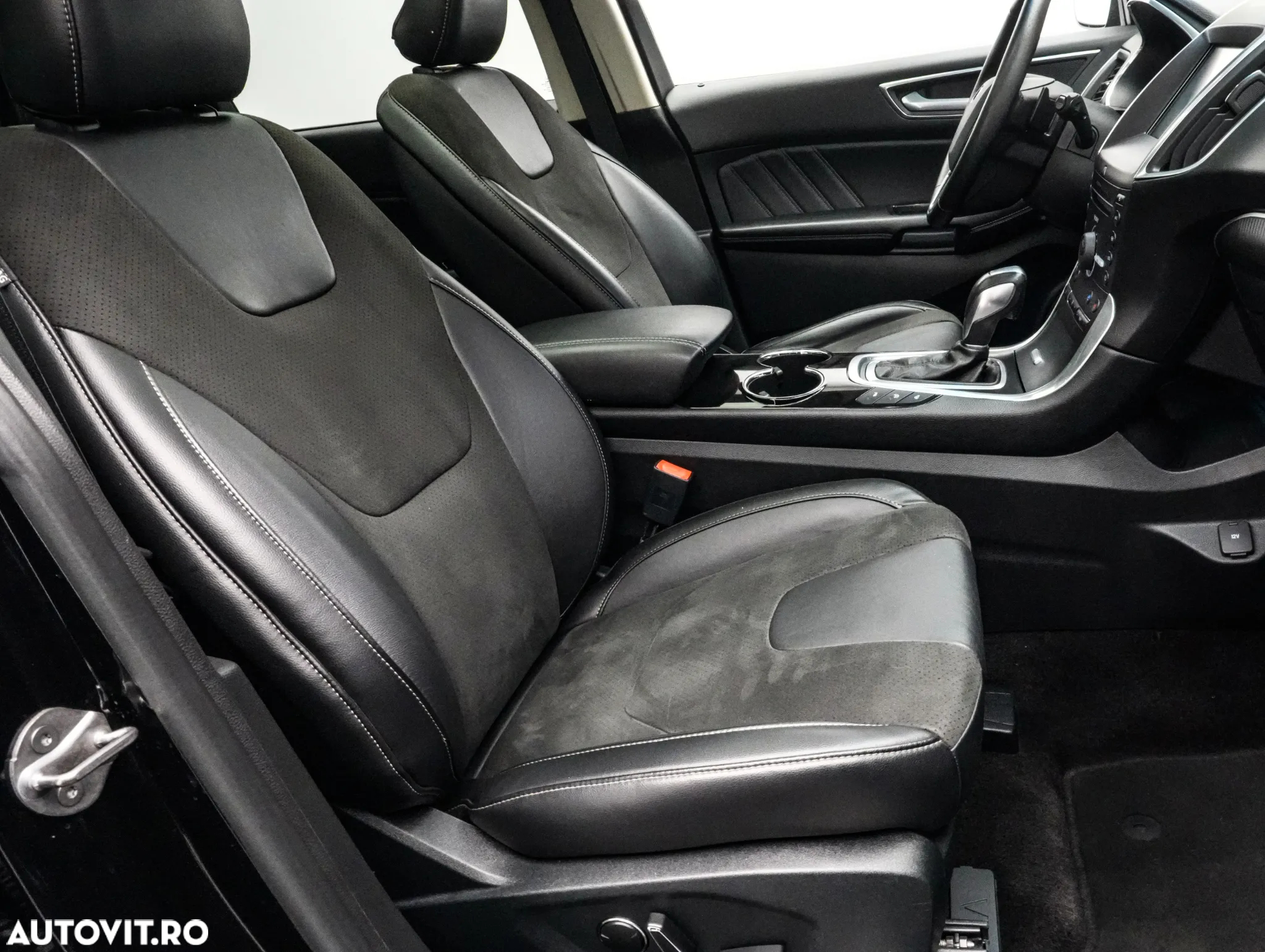 Ford Edge 2.0 TDCi Powershift Sport - 13
