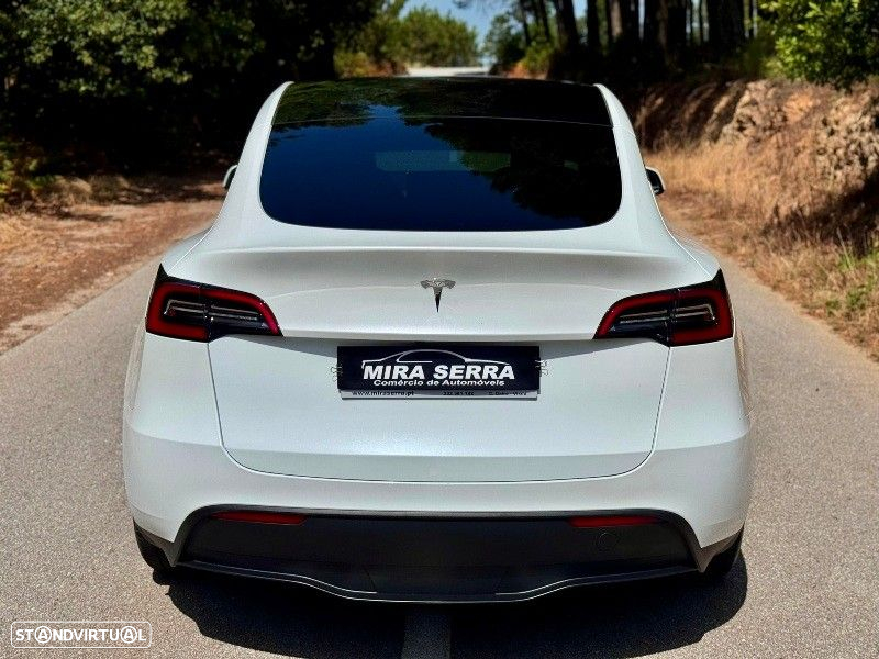 Tesla Model Y RWD - 13