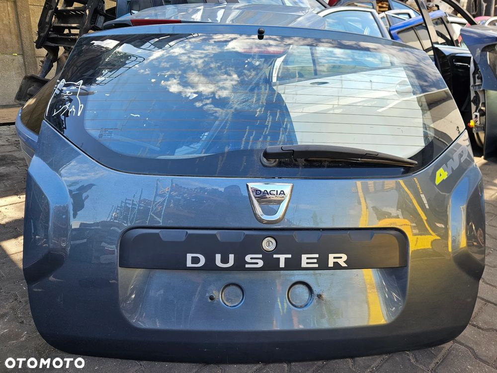 Dacia Duster I klapa szyba  tył tylna FAA - 1