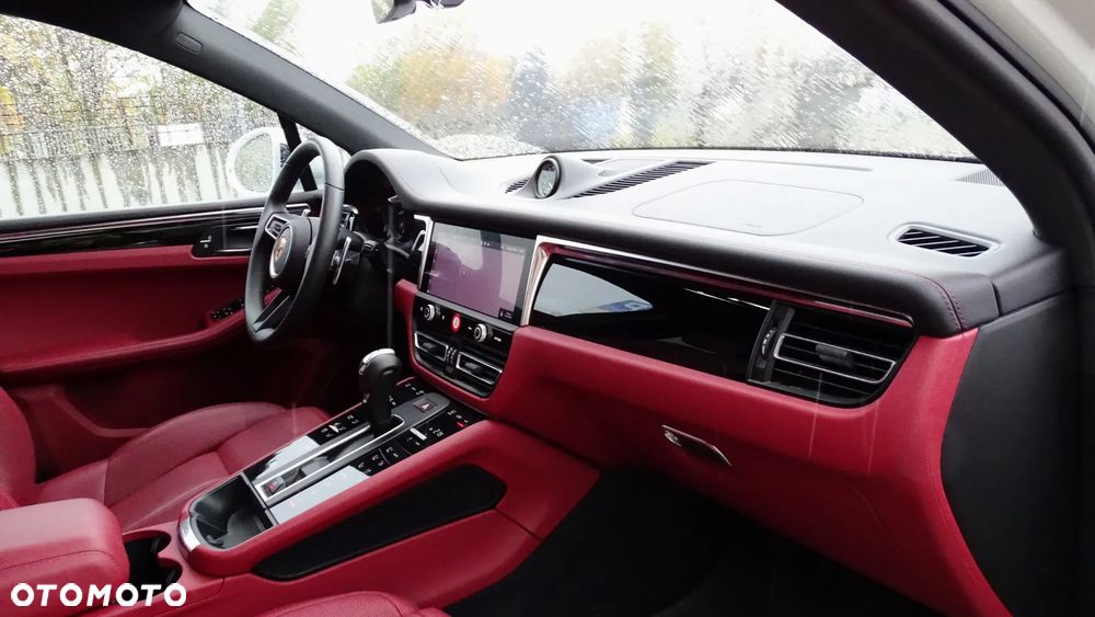 Porsche Macan - 22
