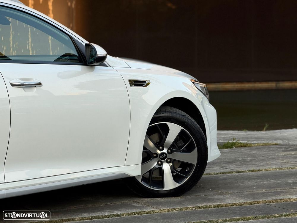 Kia Optima SW 1.7 CRDi GT Line 7DCT - 16