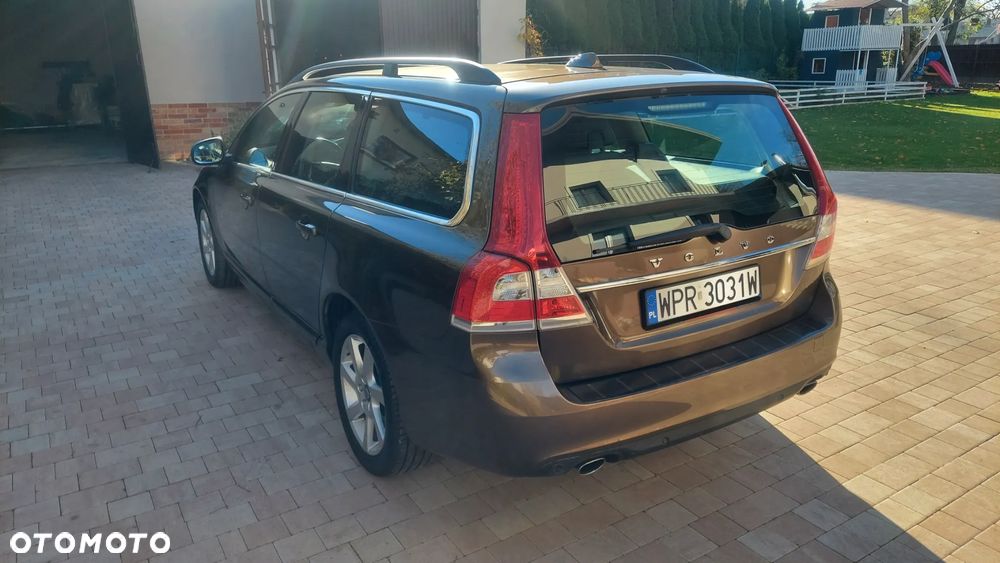 Volvo V70 D4 Momentum - 6