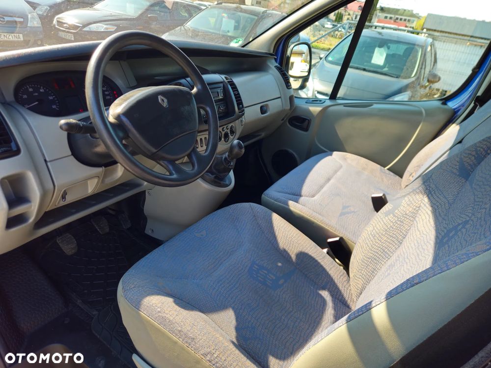 Renault Trafic - 11