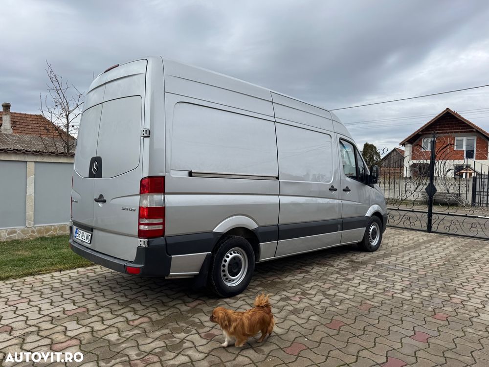 Mercedes-Benz Sprinter - 19