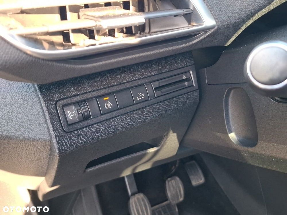 Peugeot 3008 1.2 PureTech Allure Pack S&S - 19