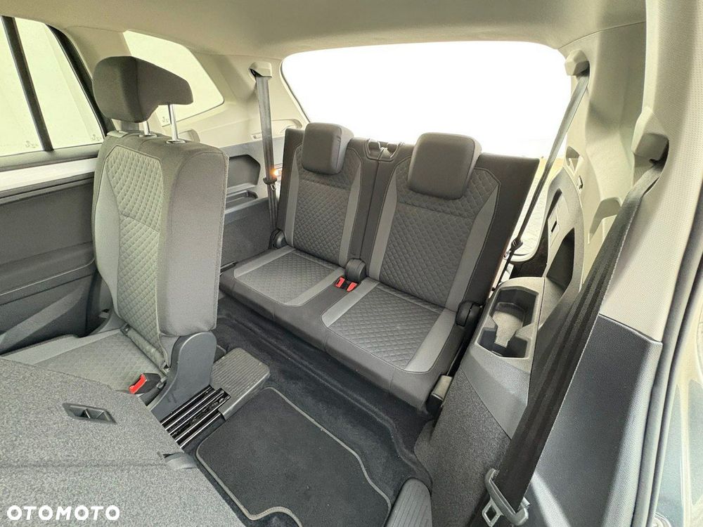 Volkswagen Tiguan Allspace - 32