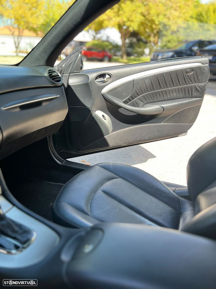 Mercedes-Benz CLK 220 CDi Avantgarde Aut. - 13