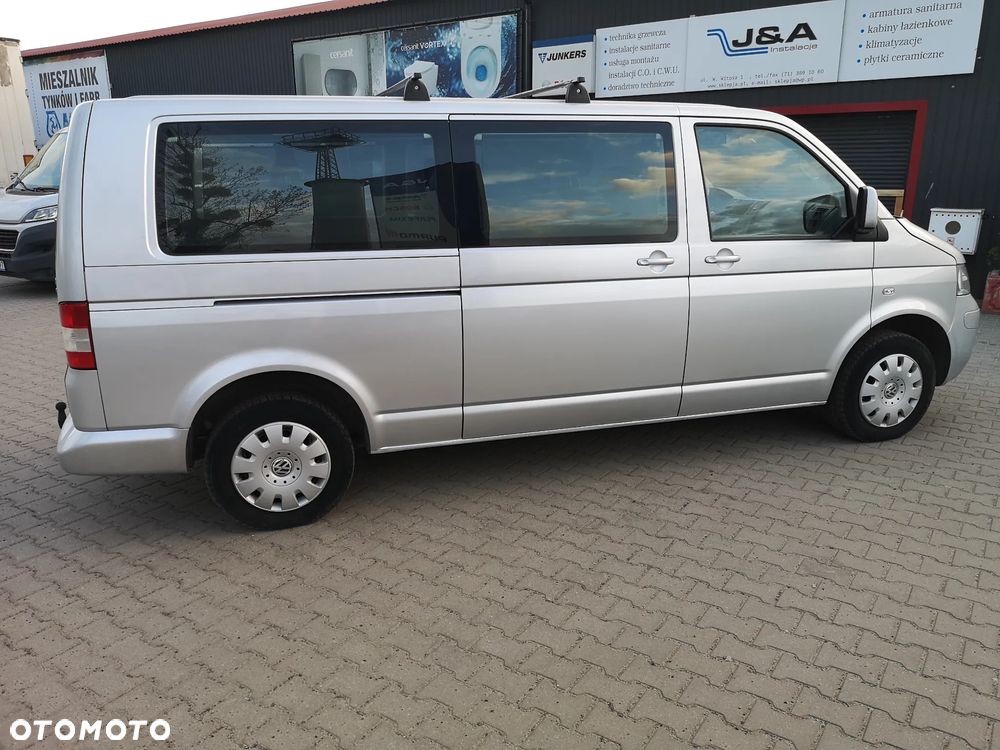 Volkswagen Caravelle - 6